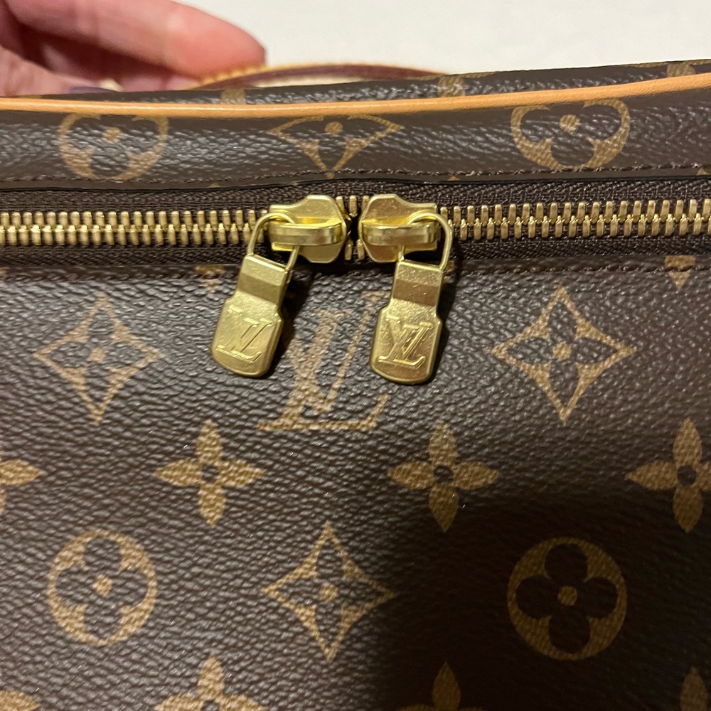 Authentic Louis Vuitton Nice Bb - Picture 4 of 16